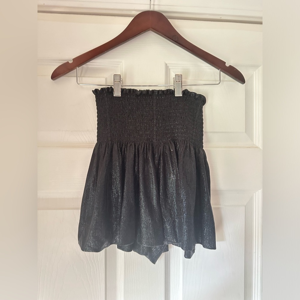Queen of Sparkles Black Shiny Pleated Metallic High Waist Womens Shorts size XS - Picture 6 of 11